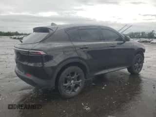 2023 Dodge Hornet GT Plus z VIN ZACNDFBN7P3A06444, wystawiony jako Copart lot #63080475 z przebiegiem 24 924 mil mil oraz Szkoda całkowita • Salvage title. Historia ofert i sprzedaży dostępna na DreamBid. Obrazek 3.