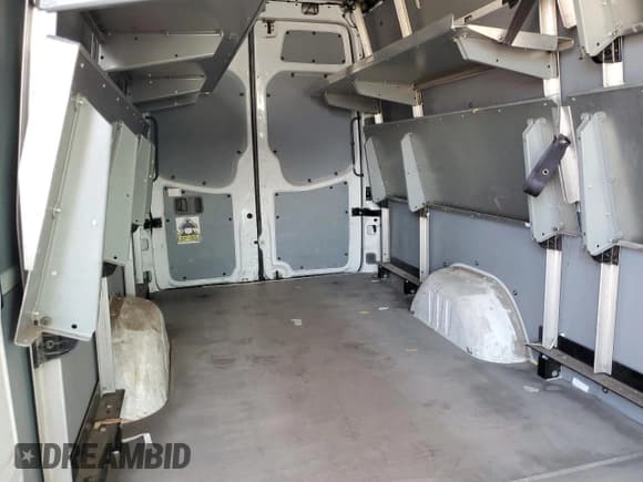 ✅ 2016 Mercedes-Benz Sprinter Cargo EXT • VIN: WD3PE8DD3GP248251 • Лот: 62076955. Опубликован ранее на Copart с пробегом 289 910 миль. Бесплатный доступ к архиву аукционных продаж из США и подробный отчёт об истории автомобиля на DreamBid. Изображение 10.