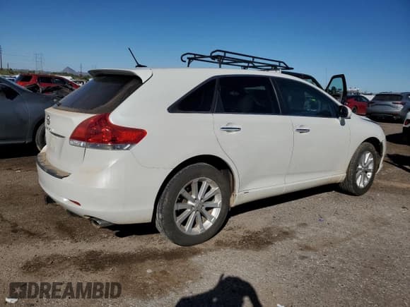 ✅ 2011 Toyota Venza • VIN: 4T3ZA3BB2BU052975 • Lot: 82633015. Wystawiony na Copart z przebiegiem 203 040 mil. Bezpłatny archiwum sprzedaży aukcyjnych z USA i szczegółowy raport historii pojazdu na DreamBid. Zdjęcie 3.