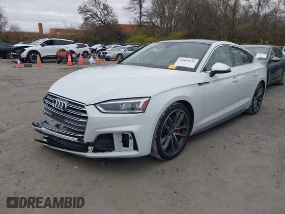 ✅ 2018 Audi S5 Sportback Premium Plus • VIN: WAUB4CF51JA040405 • Lot: 43804633. Wystawiony na IAAI z przebiegiem 114 170 mil. Bezpłatny archiwum sprzedaży aukcyjnych z USA i szczegółowy raport historii pojazdu na DreamBid. Zdjęcie 2.