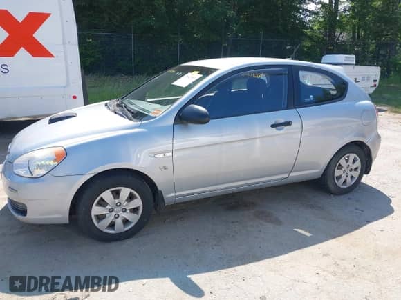 2009 Hyundai Accent GS с VIN KMHCM36C19U138586, выставлен на аукционе IAAI как лот 42542909 с пробегом 39 809 миль миль и . История ставок и продаж доступна на DreamBid. Изображение 12.