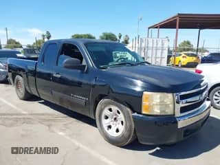 2007 Chevrolet Silverado 1500 1LT with VIN 1GCEC19J37Z531164, listed as a IAAI auction lot 42805661 with 190,830 mi miles and . Bid and sale history available at DreamBid. Image 1.