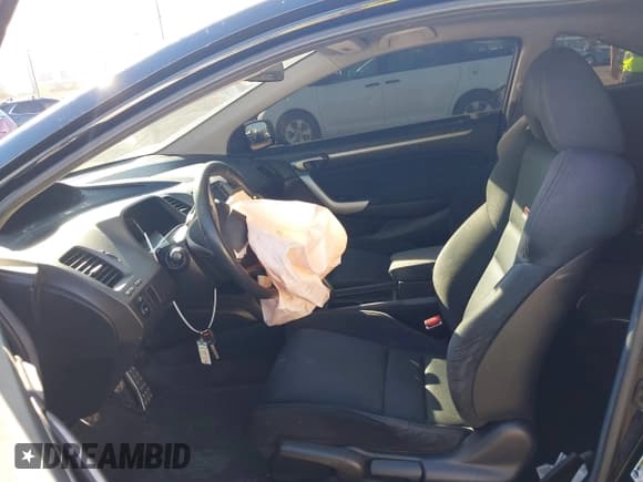 ✅ 2006 Honda Civic Si • VIN: 2HGFG21586H706943 • Lot: 43566684. Wystawiony na IAAI z przebiegiem 183 396 mil. Bezpłatny archiwum sprzedaży aukcyjnych z USA i szczegółowy raport historii pojazdu na DreamBid. Zdjęcie 5.