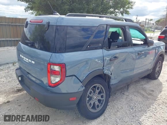 ✅ 2024 Ford Bronco Sport Big Bend • VIN: 3FMCR9B60RRF67066 • Lot: 43069341. Listed on IAAI with 1,414 mi. Free auction sales archive from the USA and detailed vehicle history report at DreamBid. Image 4.