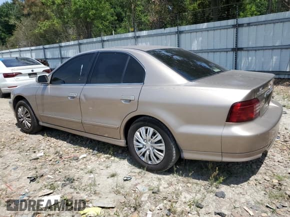 ✅ 2000 Mitsubishi Galant ES • VIN: 4A3AA46G1YE023862 • Lot: 61449105. Wystawiony na Copart z przebiegiem 206 364 mil. Bezpłatny archiwum sprzedaży aukcyjnych z USA i szczegółowy raport historii pojazdu na DreamBid. Zdjęcie 2.