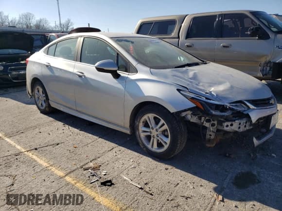 ✅ 2017 Chevrolet Cruze LT • VIN: 1G1BE5SM8H7262383 • Lot: 68044492. Listed on Copart with 74,397 mi. Free auction sales archive from the USA and detailed vehicle history report at DreamBid. Image 4.