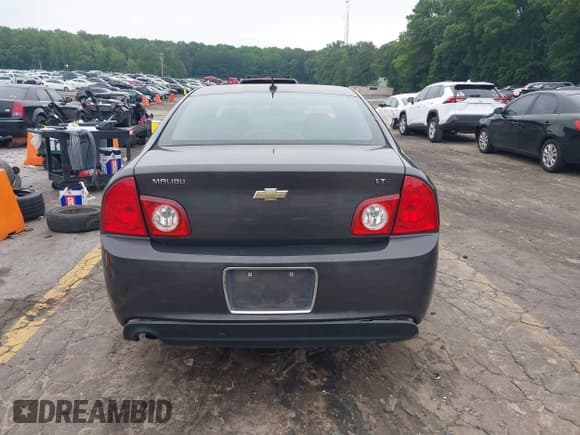 ✅ 2011 Chevrolet Malibu 1LT • VIN: 1G1ZC5E1XBF270200 • Lot: 42359093. Listed on IAAI with 192,973 mi. Free auction sales archive from the USA and detailed vehicle history report at DreamBid. Image 15.