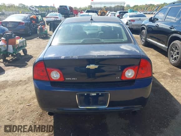 2009 Chevrolet Malibu 2LT z VIN 1G1ZJ577794215555, wystawiony jako IAAI lot #43448081 z przebiegiem 178 299 mil mil oraz . Historia ofert i sprzedaży dostępna na DreamBid. Obrazek 16.