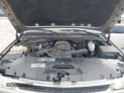 ✅ 2005 Chevrolet Suburban LT • VIN: 3GNFK16Z65G185021 • Лот: 41358279. Опубликован ранее на IAAI с пробегом 252 442 миль. Бесплатный доступ к архиву аукционных продаж из США и подробный отчёт об истории автомобиля на DreamBid. Изображение 10.