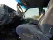 1999 Chevrolet Silverado 1500 с VIN 1GCEK19R2XR130715, выставлен на аукционе Copart как лот 70545035 с пробегом 297 221 миль миль и Списание • Salvage title. История ставок и продаж доступна на DreamBid. Изображение 7.