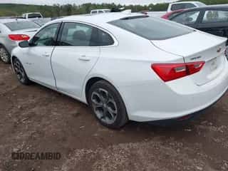 2024 Chevrolet Malibu LT z VIN 1G1ZD5ST8RF114721, wystawiony jako IAAI lot #43566796 z przebiegiem 50 199 mil mil oraz . Historia ofert i sprzedaży dostępna na DreamBid. Obrazek 3.