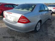 ✅ 2005 Mercedes-Benz C 320 • VIN: WDBRF64JX5F565631 • Лот: 41416724. Опубликован ранее на IAAI с пробегом 154 981 миль. Бесплатный доступ к архиву аукционных продаж из США и подробный отчёт об истории автомобиля на DreamBid. Изображение 4.