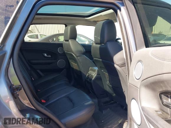 ✅ 2016 Land Rover Range Rover Evoque SE • VIN: SALVP2BG3GH098842 • Lot: 43464953. Wystawiony na IAAI z przebiegiem 138 364 mil. Bezpłatny archiwum sprzedaży aukcyjnych z USA i szczegółowy raport historii pojazdu na DreamBid. Zdjęcie 8.