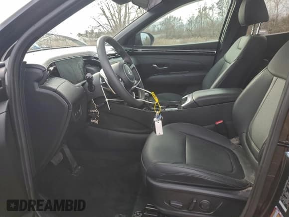 ✅ 2024 Hyundai Santa Cruz Night Edition • VIN: 5NTJCDAF2RH094597 • Лот: 93751645. Опубликован ранее на Copart с пробегом 21 930 миль. Бесплатный доступ к архиву аукционных продаж из США и подробный отчёт об истории автомобиля на DreamBid. Изображение 7.