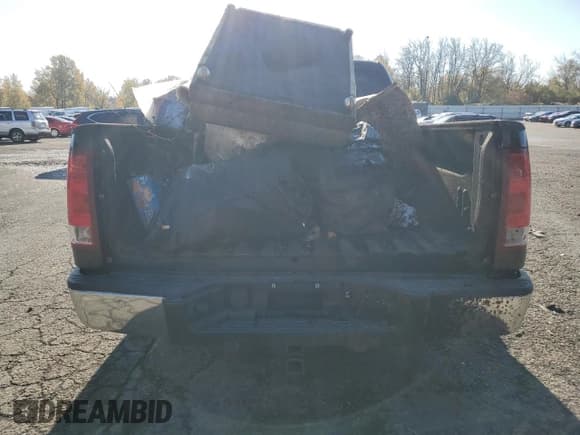 ✅ 2009 GMC Sierra 1500 • VIN: 2GTEK333391130783 • Lot: 43365775. Wystawiony na Copart z przebiegiem Nie podano. Bezpłatny archiwum sprzedaży aukcyjnych z USA i szczegółowy raport historii pojazdu na DreamBid. Zdjęcie 6.