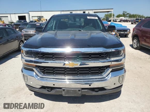 ✅ 2017 Chevrolet Silverado 1500 LT • VIN: 1GCVKREC7HZ103866 • Лот: 70227504. Опубликован ранее на Copart с пробегом 96 198 миль. Бесплатный доступ к архиву аукционных продаж из США и подробный отчёт об истории автомобиля на DreamBid. Изображение 5.