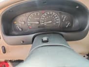 ✅ 1998 Ford Ranger XL • VIN: 1FTYR14U0WPB63615 • Lot: 92463705. Listed on Copart with 95,847 mi. Free auction sales archive from the USA and detailed vehicle history report at DreamBid. Image 9.