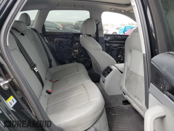 ✅ 2019 Audi A4 allroad Premium Plus • VIN: WA18NAF44KA107547 • Лот: 46144354. Опубликован ранее на Copart с пробегом 52 832 миль. Бесплатный доступ к архиву аукционных продаж из США и подробный отчёт об истории автомобиля на DreamBid. Изображение 10.