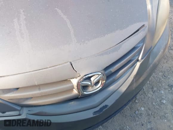 ✅ 2005 Mazda 3 s • VIN: JM1BK143851302909 • Lot: 43000889. Listed on IAAI with 209,240 mi. Free auction sales archive from the USA and detailed vehicle history report at DreamBid. Image 6.