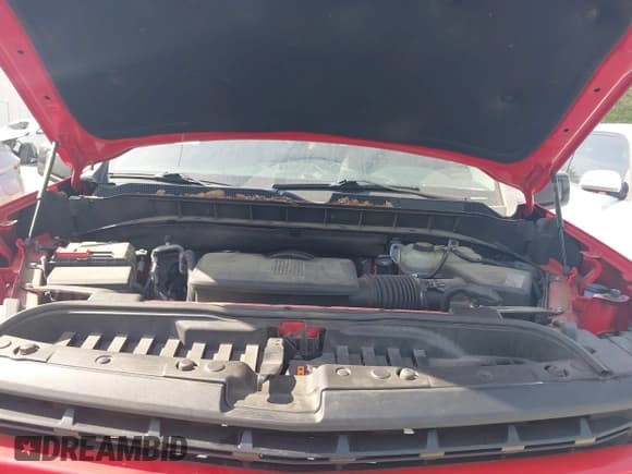 ✅ 2020 Chevrolet Silverado 1500 RST • VIN: 1GCUYEEL0LZ291304 • Lot: 42067913. Wystawiony na IAAI z przebiegiem 139 076 mil. Bezpłatny archiwum sprzedaży aukcyjnych z USA i szczegółowy raport historii pojazdu na DreamBid. Zdjęcie 10.