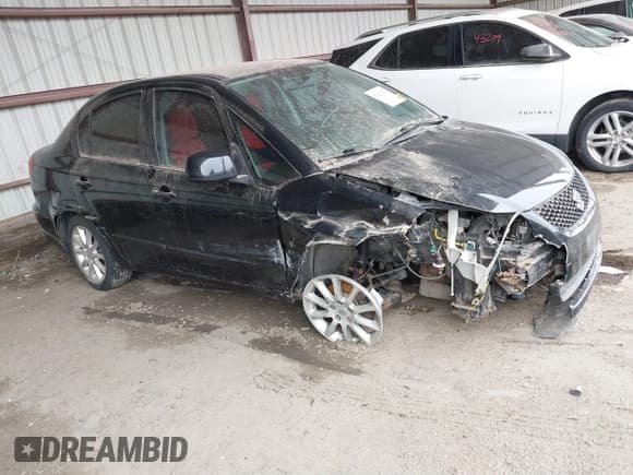 ✅ 2008 Suzuki SX4 Convenience • VIN: JS2YC415685104914 • Lot: 41865176. Wystawiony na IAAI z przebiegiem Nie podano. Bezpłatny archiwum sprzedaży aukcyjnych z USA i szczegółowy raport historii pojazdu na DreamBid. Zdjęcie 1.