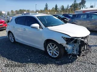 ✅ 2014 Lexus CT 200h • VIN: JTHKD5BH0E2185402 • Lot: 43386162. Wystawiony na IAAI z przebiegiem 110 681 mil. Bezpłatny archiwum sprzedaży aukcyjnych z USA i szczegółowy raport historii pojazdu na DreamBid. Zdjęcie 1.