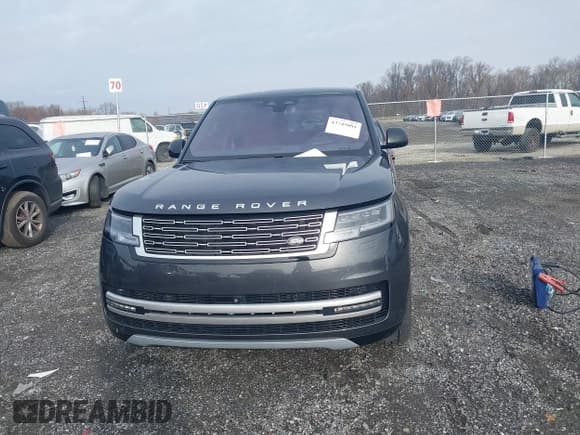 ✅ 2023 Land Rover Range Rover Autobiography • VIN: SALK1BE73PA035510 • Lot: 43745081. Wystawiony na IAAI z przebiegiem 16 397 mil. Bezpłatny archiwum sprzedaży aukcyjnych z USA i szczegółowy raport historii pojazdu na DreamBid. Zdjęcie 12.