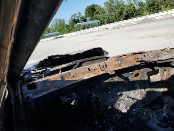 ✅ 2012 Cadillac CTS-V • VIN: 1G6DV1EP9C0151392 • Лот: 66121375. Опубликован ранее на Copart с пробегом Не указан. Бесплатный доступ к архиву аукционных продаж из США и подробный отчёт об истории автомобиля на DreamBid. Изображение 9.