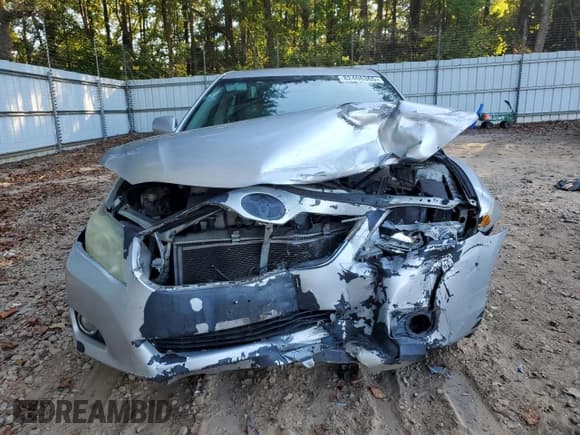 ✅ 2010 Toyota Camry XLE • VIN: 4T1BK3EK8AU115966 • Lot: 82406365. Listed on Copart with Not provided. Free auction sales archive from the USA and detailed vehicle history report at DreamBid. Image 5.
