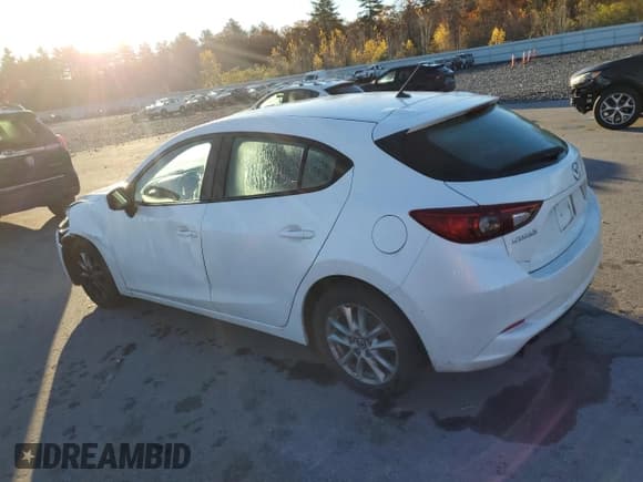 ✅ 2018 Mazda 3 Sport • VIN: 3MZBN1K79JM175370 • Lot: 89872935. Wystawiony na Copart z przebiegiem 116 018 mil. Bezpłatny archiwum sprzedaży aukcyjnych z USA i szczegółowy raport historii pojazdu na DreamBid. Zdjęcie 2.