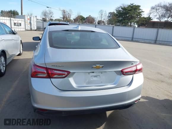 2022 Chevrolet Malibu LT с VIN 1G1ZD5ST9NF139833, выставлен на аукционе IAAI как лот 41557009 с пробегом 62 384 миль миль и . История ставок и продаж доступна на DreamBid. Изображение 17.
