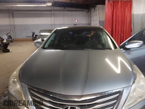 ✅ 2016 Hyundai Azera Limited • VIN: KMHFH4JG0GA529633 • Lot: 43896389. Wystawiony na IAAI z przebiegiem 132 386 mil. Bezpłatny archiwum sprzedaży aukcyjnych z USA i szczegółowy raport historii pojazdu na DreamBid. Zdjęcie 6.