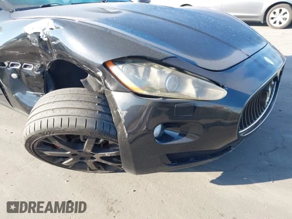 ✅ 2011 Maserati GranTurismo • VIN: ZAM45KMA5B0055138 • Лот: 43737578. Опубликован ранее на IAAI с пробегом 53 980 миль. Бесплатный доступ к архиву аукционных продаж из США и подробный отчёт об истории автомобиля на DreamBid. Изображение 19.