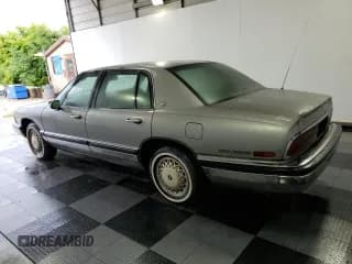 ✅ 1993 Buick Park Avenue • VIN: 1G4CW53L0P1627425 • Lot: 60058455. Listed on Copart with 146,935 mi. Free auction sales archive from the USA and detailed vehicle history report at DreamBid. Image 2.