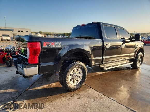 ✅ 2020 Ford F-250 XL • VIN: 1FT7W2BT4LED76613 • Lot: 86078475. Listed on Copart with 200,483 mi. Free auction sales archive from the USA and detailed vehicle history report at DreamBid. Image 3.