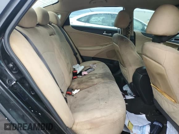 ✅ 2014 Hyundai Sonata GLS • VIN: 5NPEB4AC7EH937194 • Lot: 74495554. Listed on Copart with 135,810 mi. Free auction sales archive from the USA and detailed vehicle history report at DreamBid. Image 10.