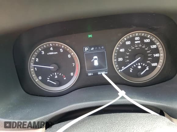 ✅ 2017 Hyundai Tucson SE • VIN: KM8J3CA49HU346823 • Лот: 90364715. Опубликован ранее на Copart с пробегом 66 140 миль. Бесплатный доступ к архиву аукционных продаж из США и подробный отчёт об истории автомобиля на DreamBid. Изображение 9.