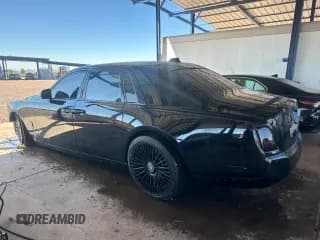 ✅ 2018 Rolls-Royce Phantom • VIN: SCA687S53JU104584 • Lot: 67137354. Wystawiony na Copart z przebiegiem 11 034 mil. Bezpłatny archiwum sprzedaży aukcyjnych z USA i szczegółowy raport historii pojazdu na DreamBid. Zdjęcie 2.