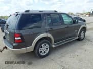 ✅ 2006 Ford Explorer Eddie Bauer • VIN: 1FMEU74EX6UA04305 • Lot: 42122372. Listed on IAAI with 174,606 mi. Free auction sales archive from the USA and detailed vehicle history report at DreamBid. Image 4.