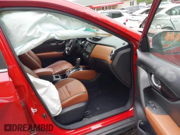 ✅ 2017 Nissan Rogue SL • VIN: 5N1AT2MV5HC836552 • Lot: 42280718. Listed on IAAI with 122,535 mi. Free auction sales archive from the USA and detailed vehicle history report at DreamBid. Image 5.