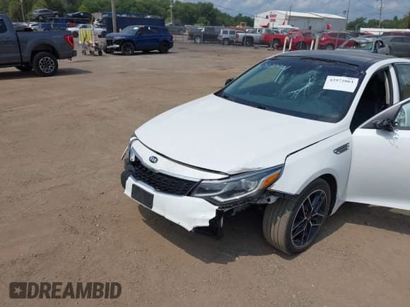 ✅ 2020 Kia Optima LX • VIN: 5XXGT4L35LG429625 • Lot: 42972061. Wystawiony na IAAI z przebiegiem 49 081 mil. Bezpłatny archiwum sprzedaży aukcyjnych z USA i szczegółowy raport historii pojazdu na DreamBid. Zdjęcie 6.