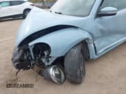 ✅ 2013 Volkswagen Beetle 2.5L • VIN: 3VWJP7AT4DM656381 • Lot: 43627786. Listed on IAAI with 141,093 mi. Free auction sales archive from the USA and detailed vehicle history report at DreamBid. Image 6.