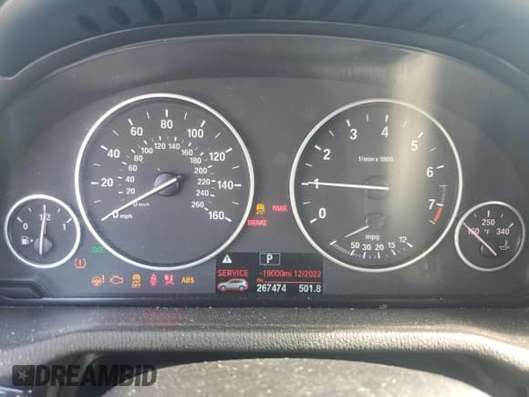 ✅ 2016 BMW X3 xDrive28i • VIN: 5UXWX9C56G0D74349 • Lot: 85703215. Listed on Copart with 267,474 mi. Free auction sales archive from the USA and detailed vehicle history report at DreamBid. Image 9.