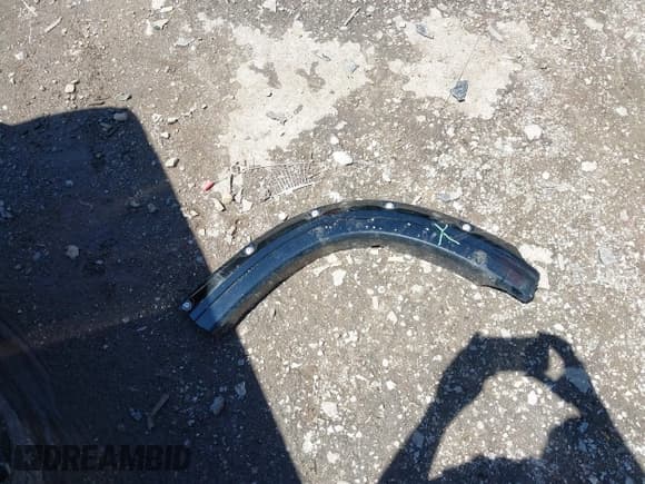 ✅ 2021 Chevrolet Silverado 1500 LT Trail Boss • VIN: 3GCPYFEL2MG223896 • Lot: 42156211. Wystawiony na IAAI z przebiegiem 108 623 mil. Bezpłatny archiwum sprzedaży aukcyjnych z USA i szczegółowy raport historii pojazdu na DreamBid. Zdjęcie 12.