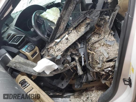 ✅ 2016 Ford Explorer Limited • VIN: 1FM5K8FH8GGA13443 • Лот: 82180435. Опубликован ранее на Copart с пробегом Не указан. Бесплатный доступ к архиву аукционных продаж из США и подробный отчёт об истории автомобиля на DreamBid. Изображение 7.