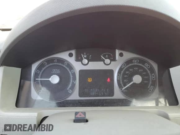 2009 Mercury Mariner с VIN 4M2CU81709KJ00977, выставлен на аукционе Copart как лот 48380815 с пробегом 198 941 миль миль и Списание • Salvage title. История ставок и продаж доступна на DreamBid. Изображение 9.