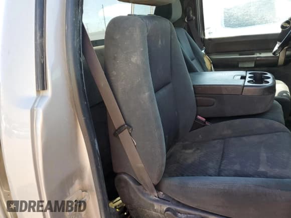 ✅ 2009 Chevrolet Silverado 1500 • VIN: 1GCEK24099Z237813 • Лот: 54860645. Опубликован ранее на Copart с пробегом 107 525 миль. Бесплатный доступ к архиву аукционных продаж из США и подробный отчёт об истории автомобиля на DreamBid. Изображение 10.