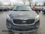 ✅ 2017 Kia Sorento LX • VIN: 5XYPG4A57HG320398 • Lot: 93325165. Listed on Copart with 176,585 mi. Free auction sales archive from the USA and detailed vehicle history report at DreamBid. Image 5.