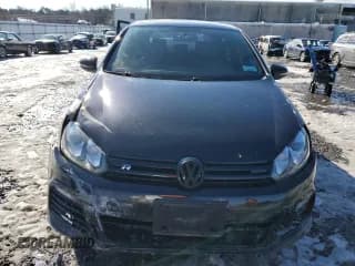 ✅ 2012 Volkswagen Golf R w/Sunroof & Navi • VIN: WVWPF7AJ3CW309198 • Lot: 87939775. Wystawiony na Copart z przebiegiem 80 656 mil. Bezpłatny archiwum sprzedaży aukcyjnych z USA i szczegółowy raport historii pojazdu na DreamBid. Zdjęcie 5.