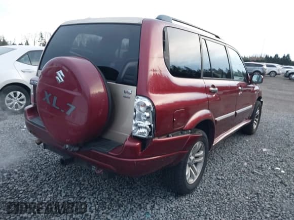 ✅ 2006 Suzuki XL7 • VIN: JS3TX92V964107363 • Лот: 40892026. Опубликован ранее на IAAI с пробегом 116 501 миль. Бесплатный доступ к архиву аукционных продаж из США и подробный отчёт об истории автомобиля на DreamBid. Изображение 4.